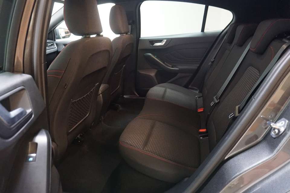 Ford Focus - Imagem 12