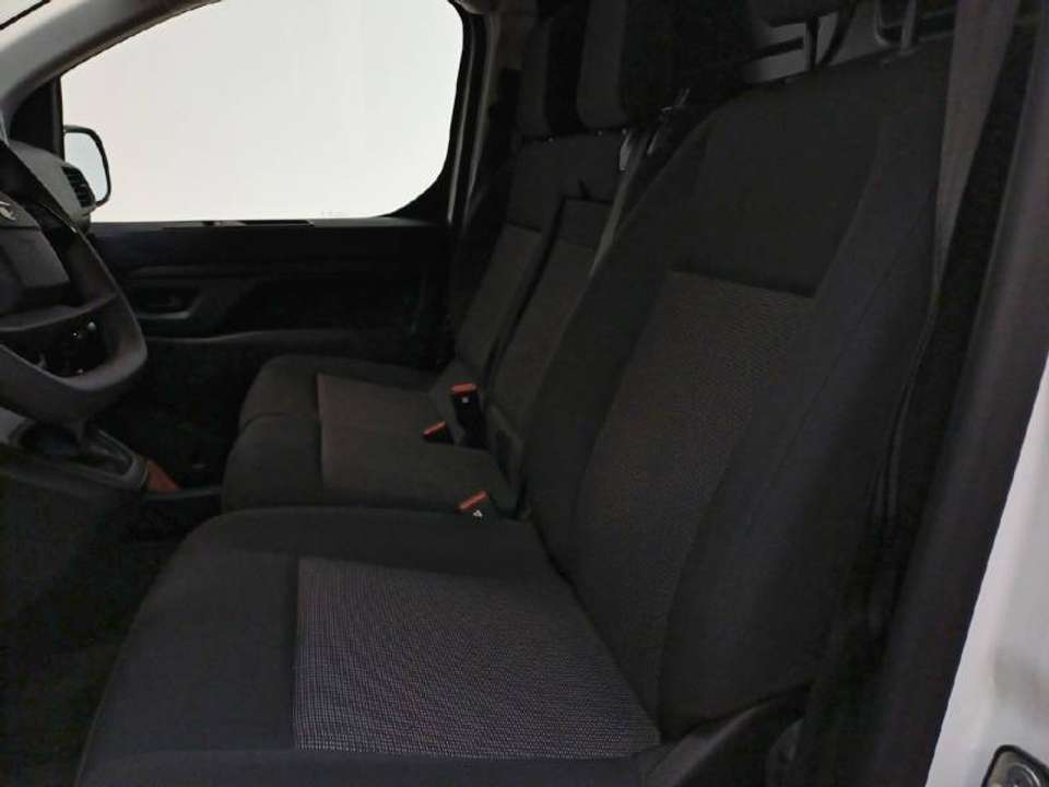 Opel Vivaro - Imagem 11