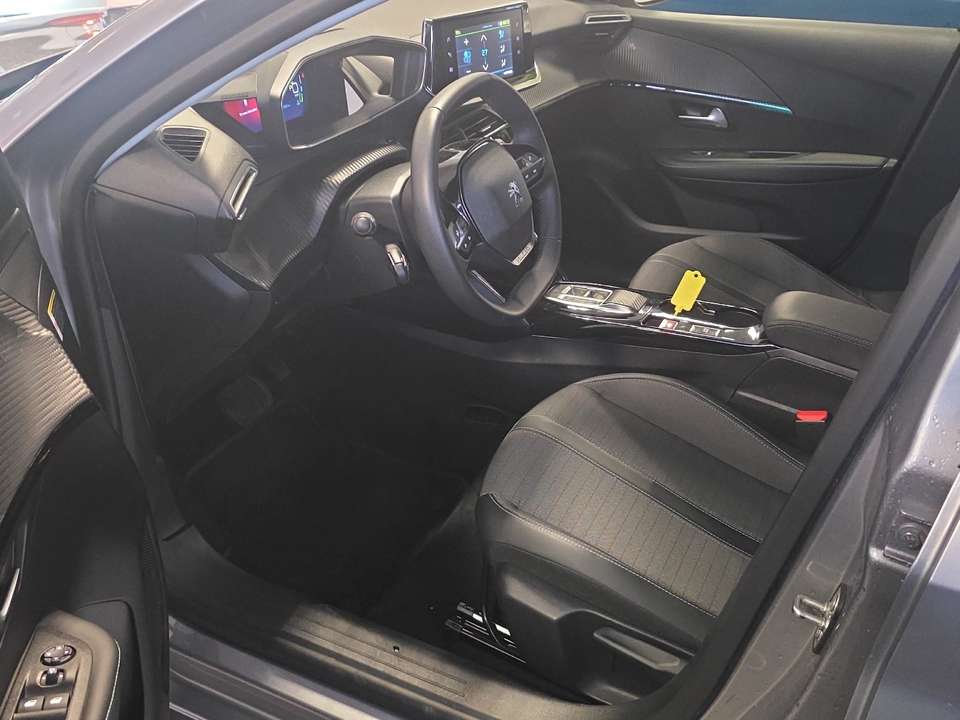 Car picture 11