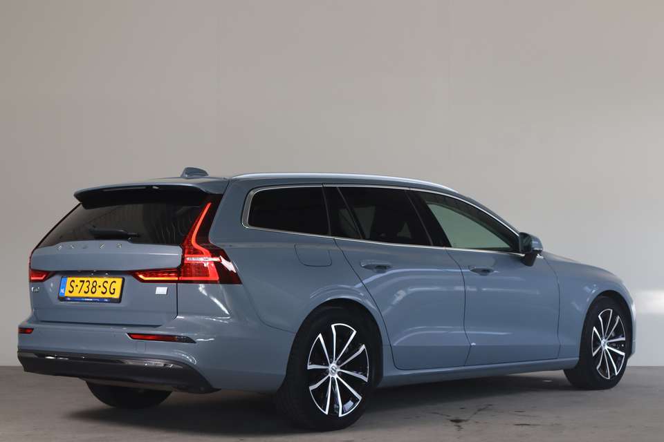 Volvo V60 - Imagem 2