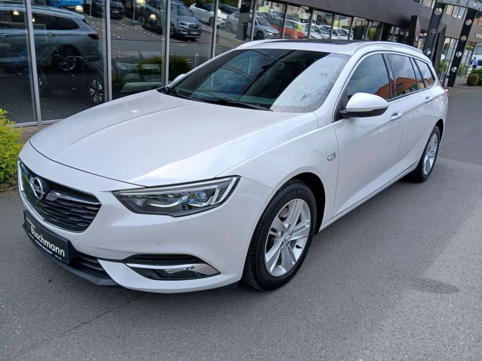 Opel Insignia - Imagem 1