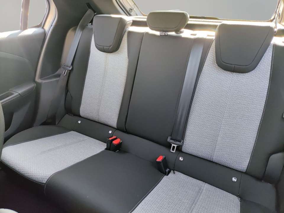 Opel Corsa - Imagem 14