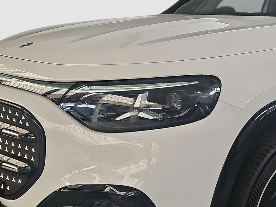 Mercedes-Benz GLB 250 - Imagem 5