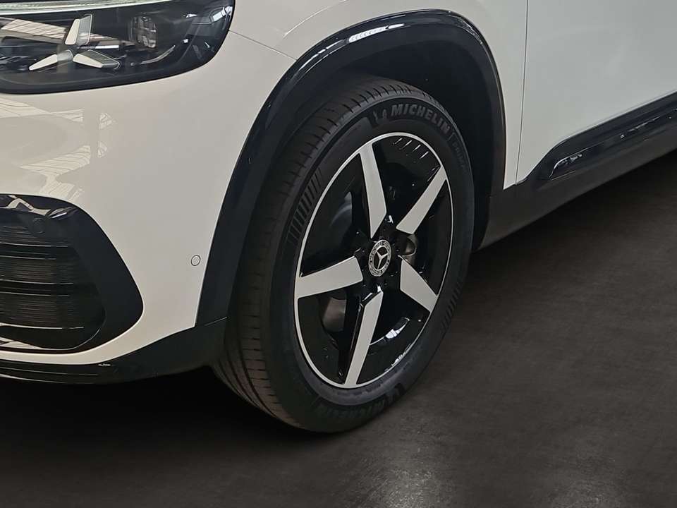 Mercedes-Benz GLB 250 - Imagem 6