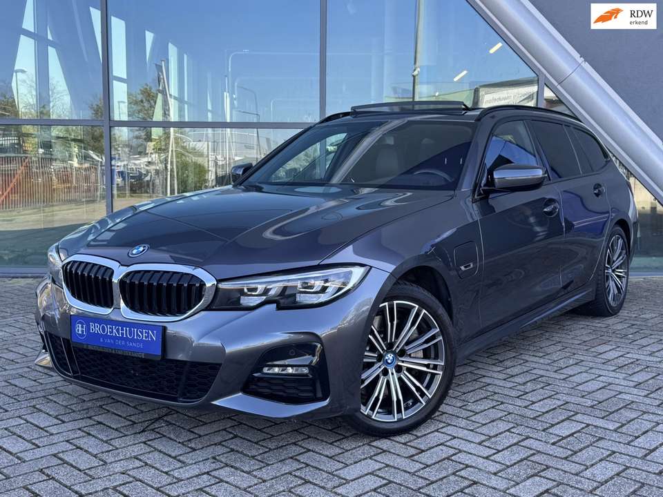 BMW 330 - Imagem 1