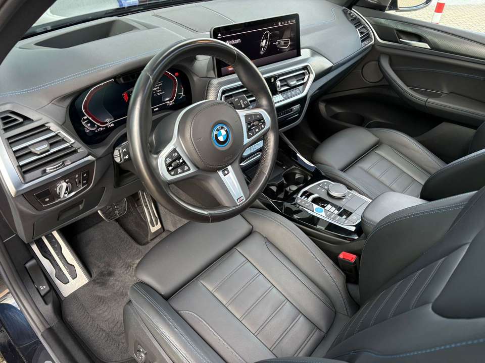 BMW iX3 - Imagem 6