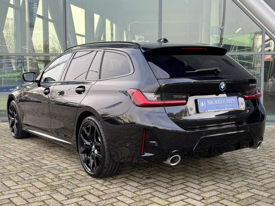 BMW 330 - Imagem 4