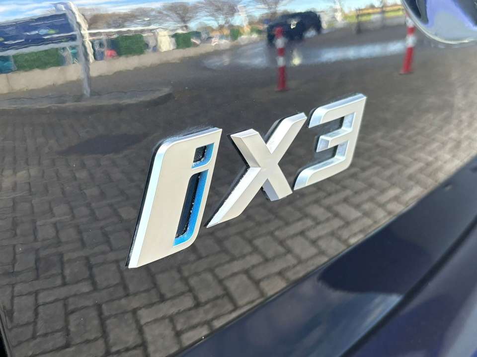 BMW iX3 - Imagem 7