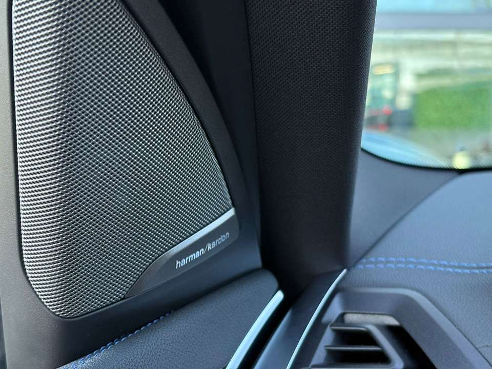 BMW iX3 - Imagem 8