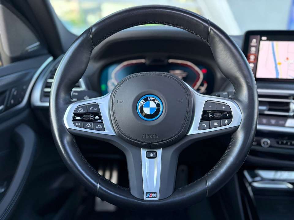 BMW iX3 - Imagem 11