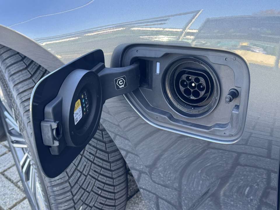 BMW 330 - Imagem 11