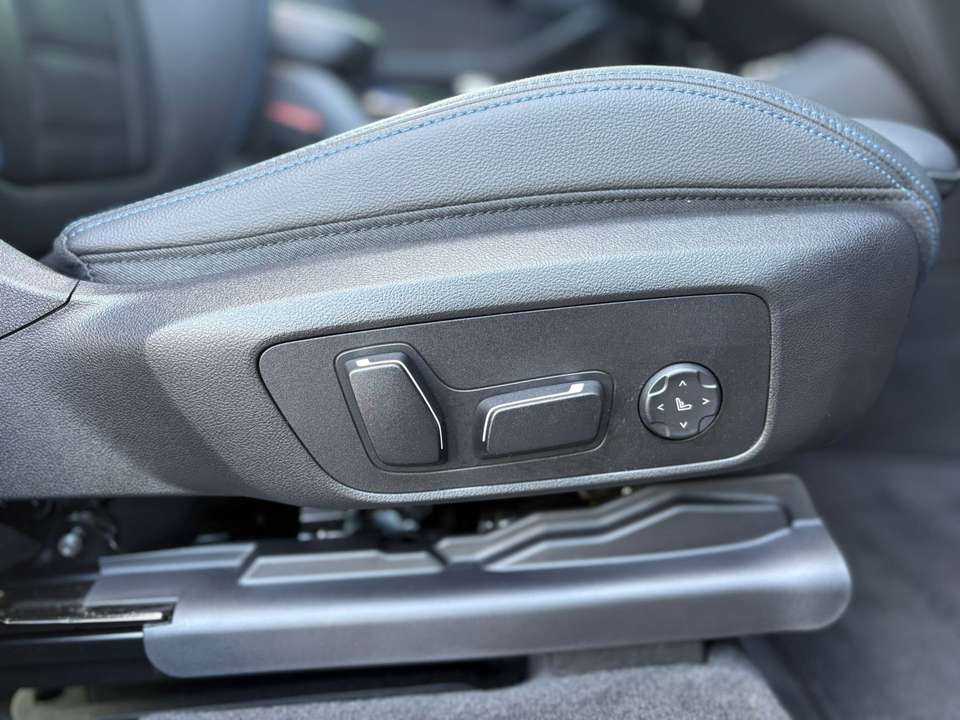 BMW iX3 - Imagem 14