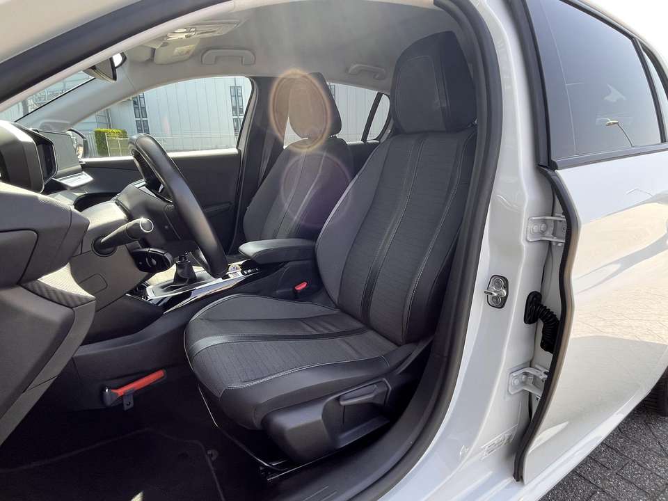 Peugeot 208 - Imagem 10