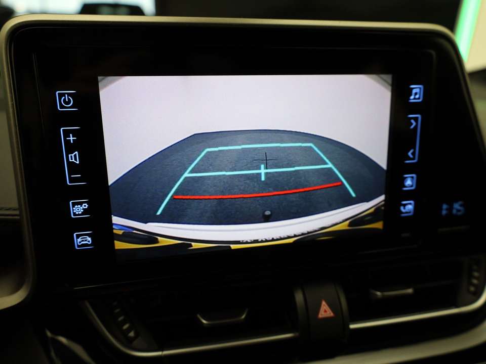 Toyota C-HR - Imagem 12