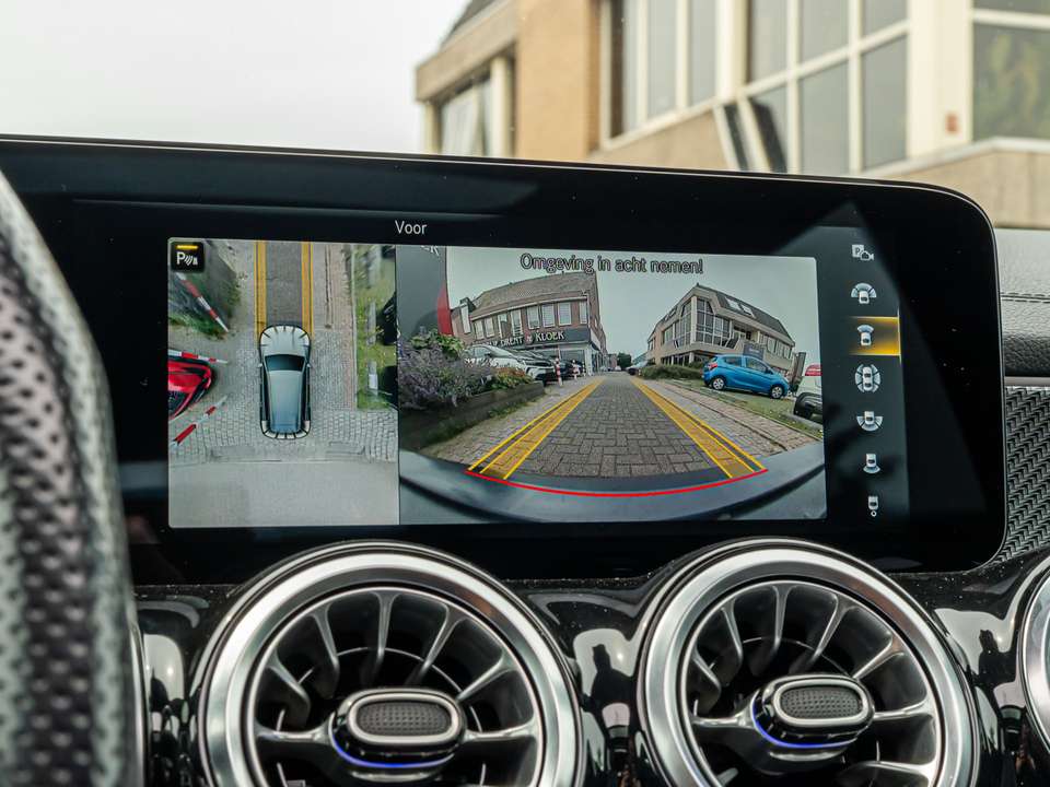 Mercedes-Benz GLB 35 AMG - Imagem 7