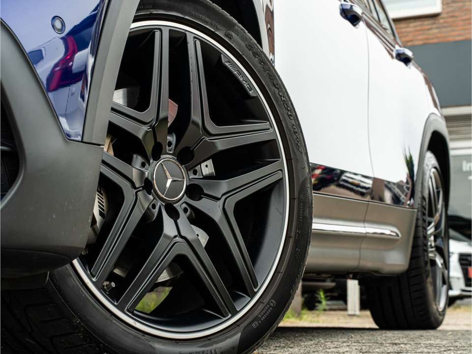 Mercedes-Benz GLB 35 AMG - Imagem 8