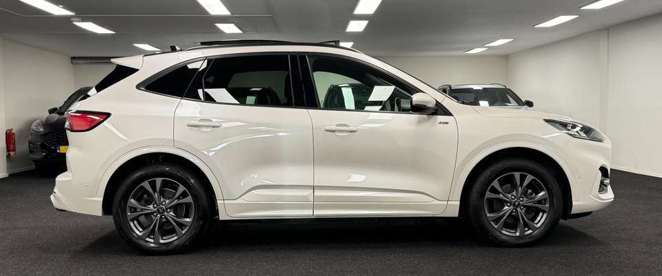 Ford Kuga - Imagem 18