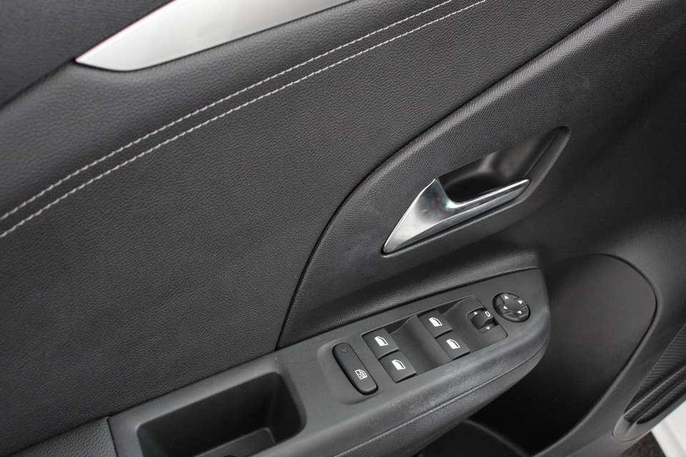 Opel Corsa - Imagem 13