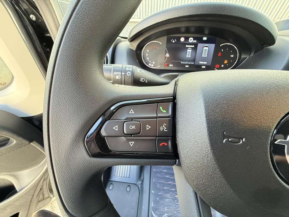 Opel Movano - Imagem 11
