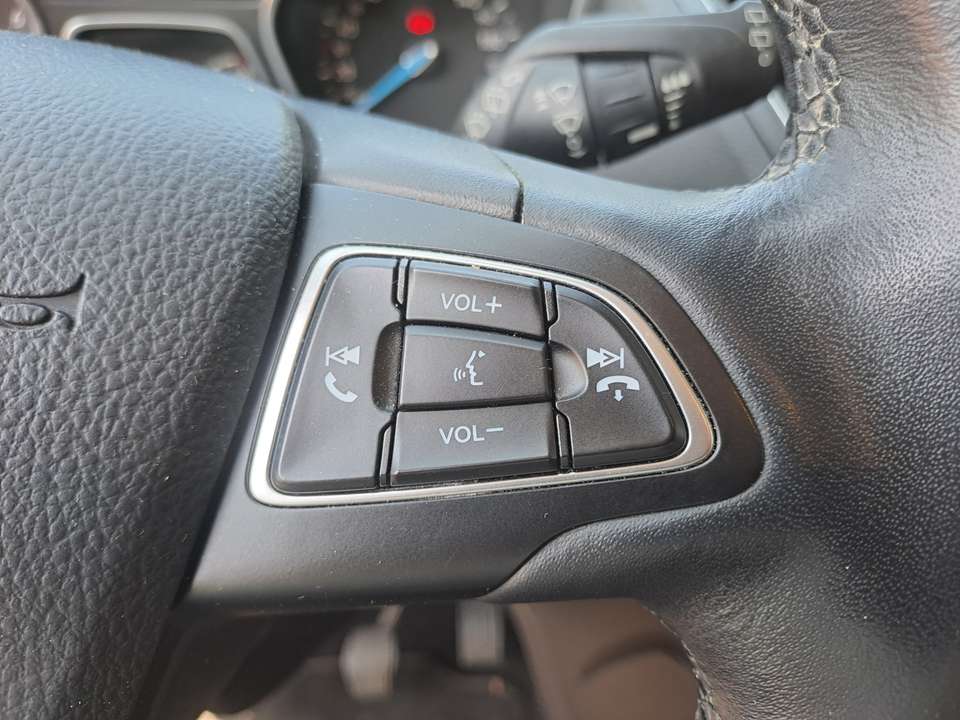 Ford C-Max - Imagem 12