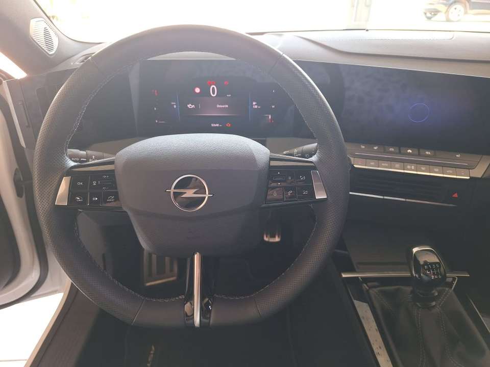 Opel Astra - Imagem 11
