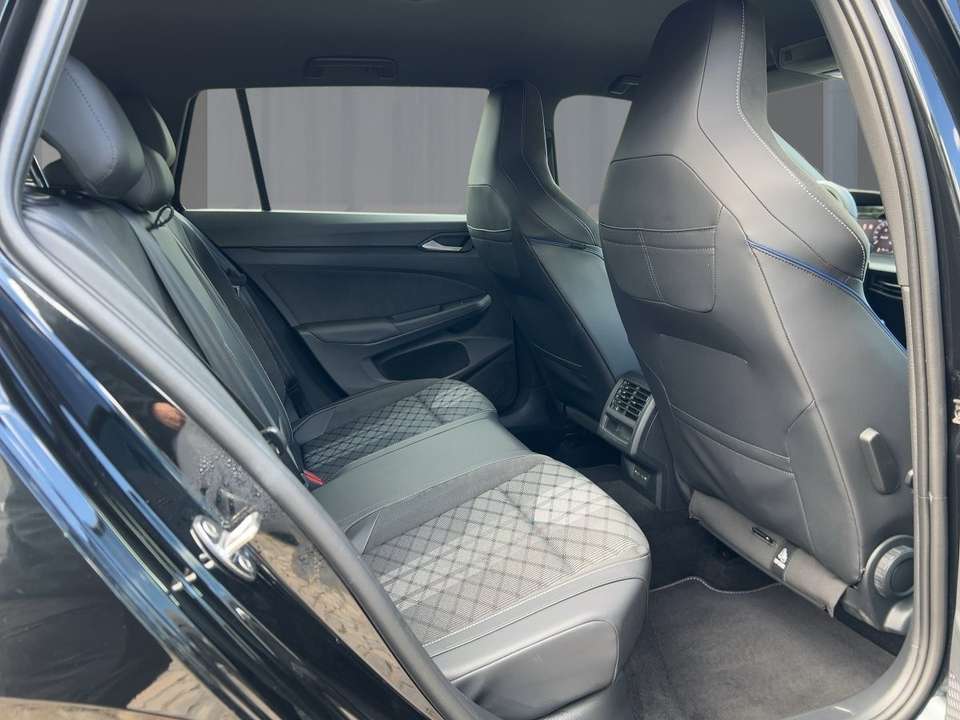 Volkswagen Golf - Imagem 10