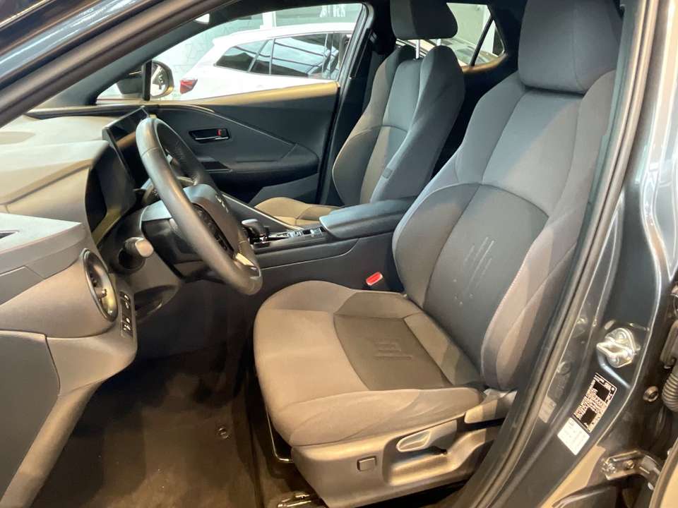 Toyota C-HR - Imagem 13