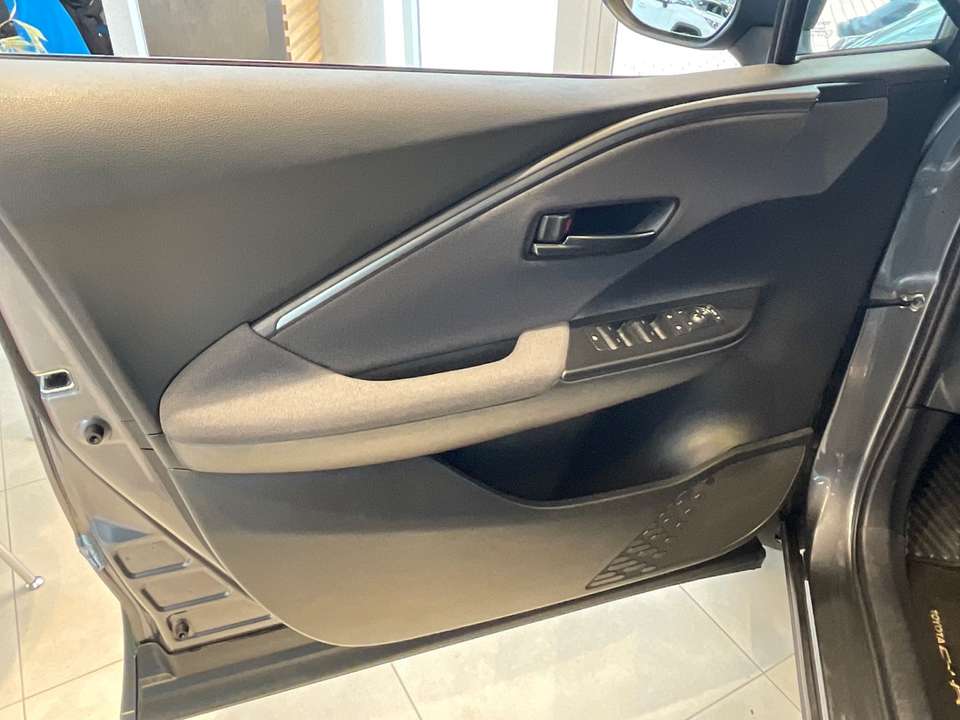 Toyota C-HR - Imagem 14