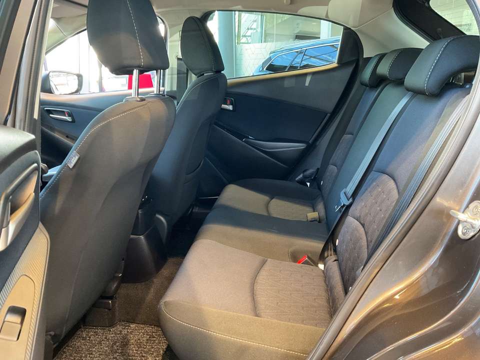 Mazda 2 - Imagem 13