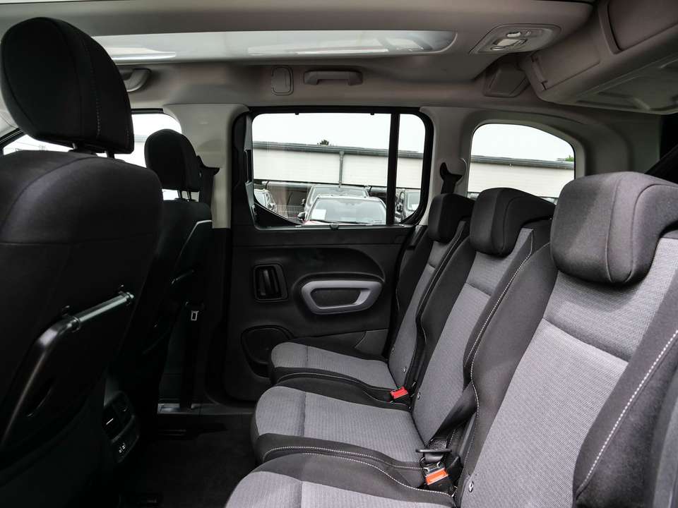 Toyota Proace City - Imagem 9