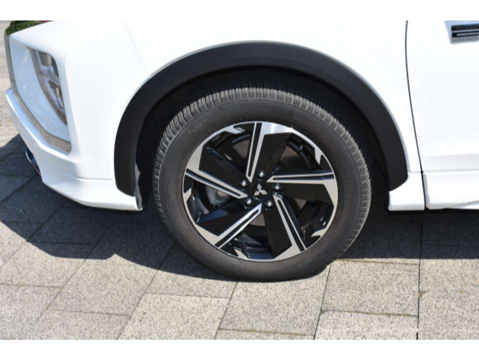 Mitsubishi Eclipse Cross - Imagem 5
