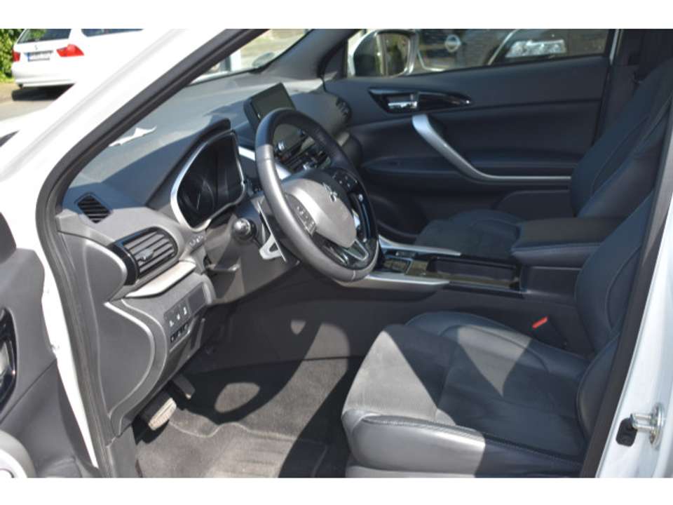 Mitsubishi Eclipse Cross - Imagem 6