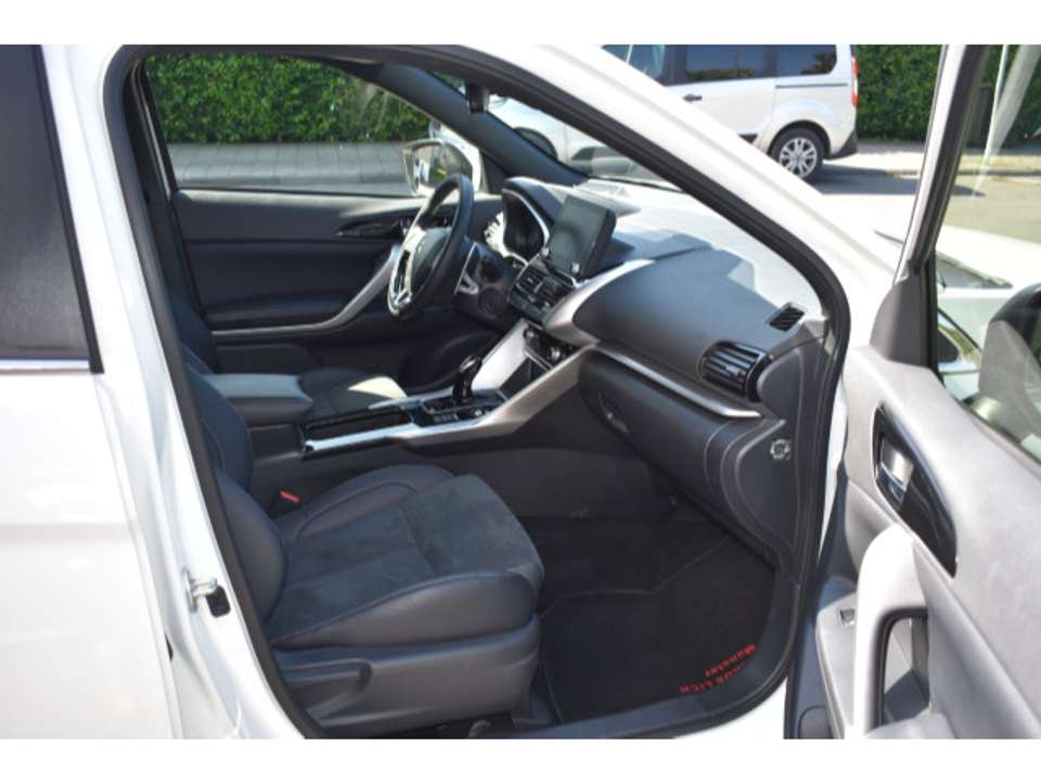Mitsubishi Eclipse Cross - Imagem 9