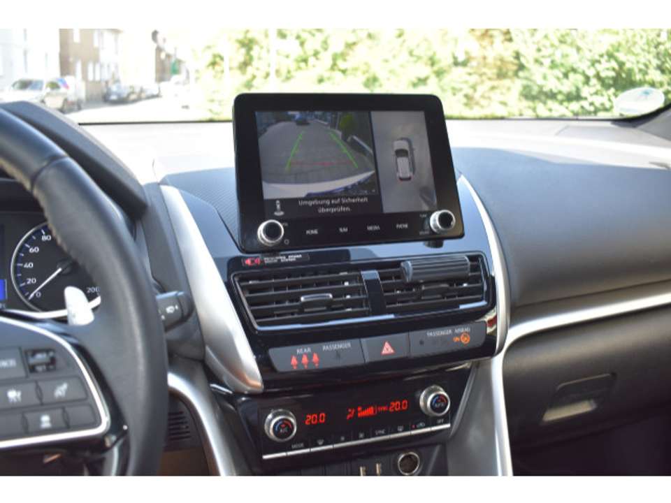 Mitsubishi Eclipse Cross - Imagem 12