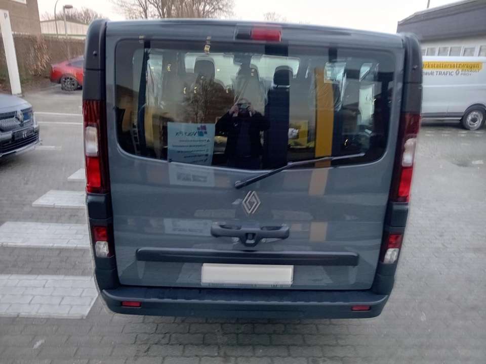 Renault Trafic - Imagem 11