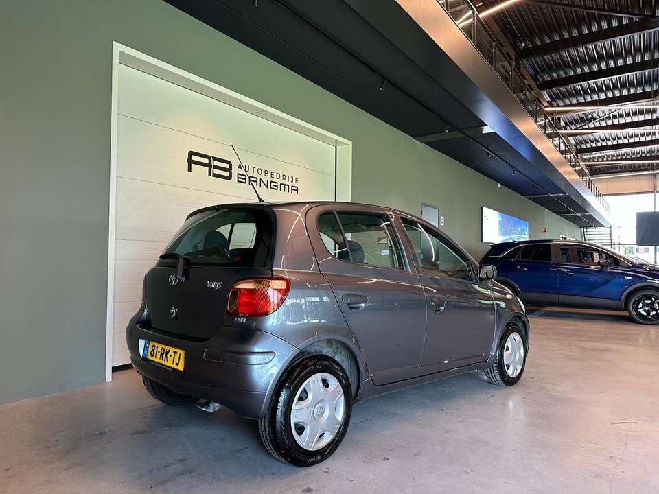 Toyota Yaris - Imagem 5