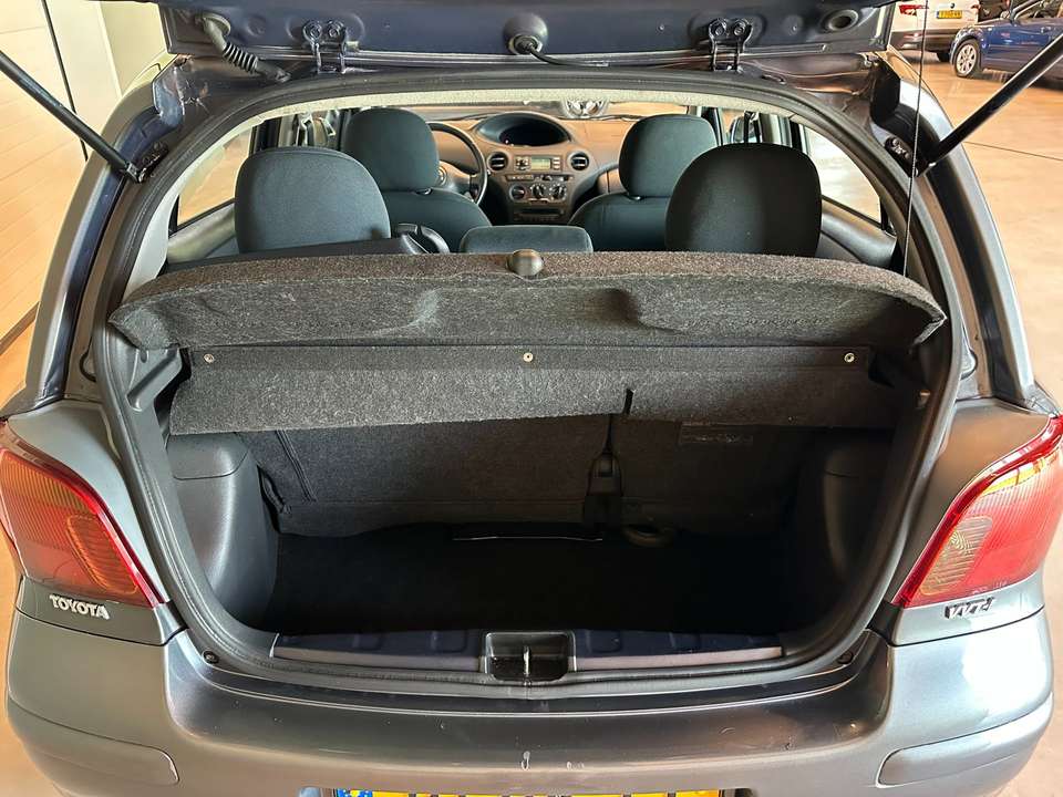 Toyota Yaris - Imagem 8