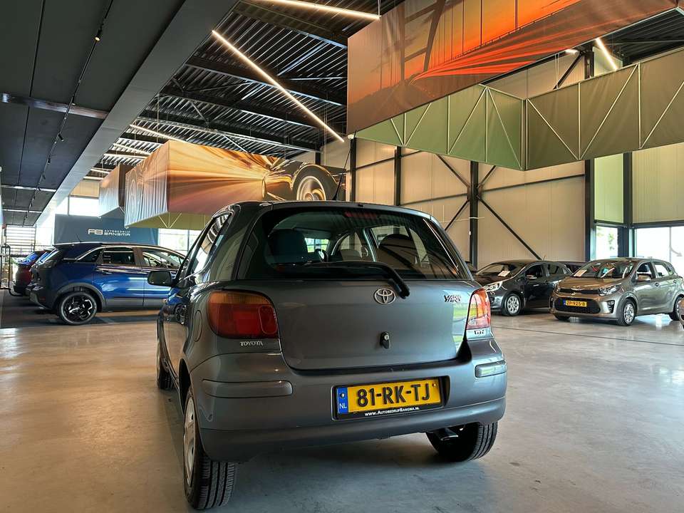 Toyota Yaris - Imagem 9