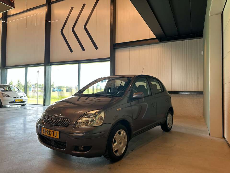 Toyota Yaris - Imagem 10