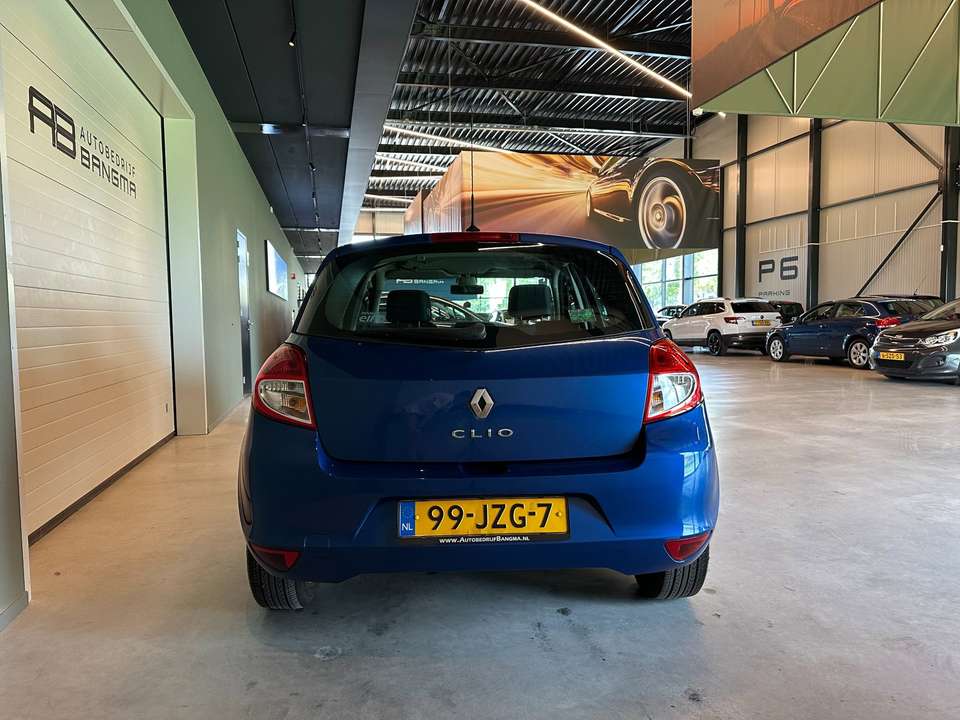 Renault Clio - Imagem 6