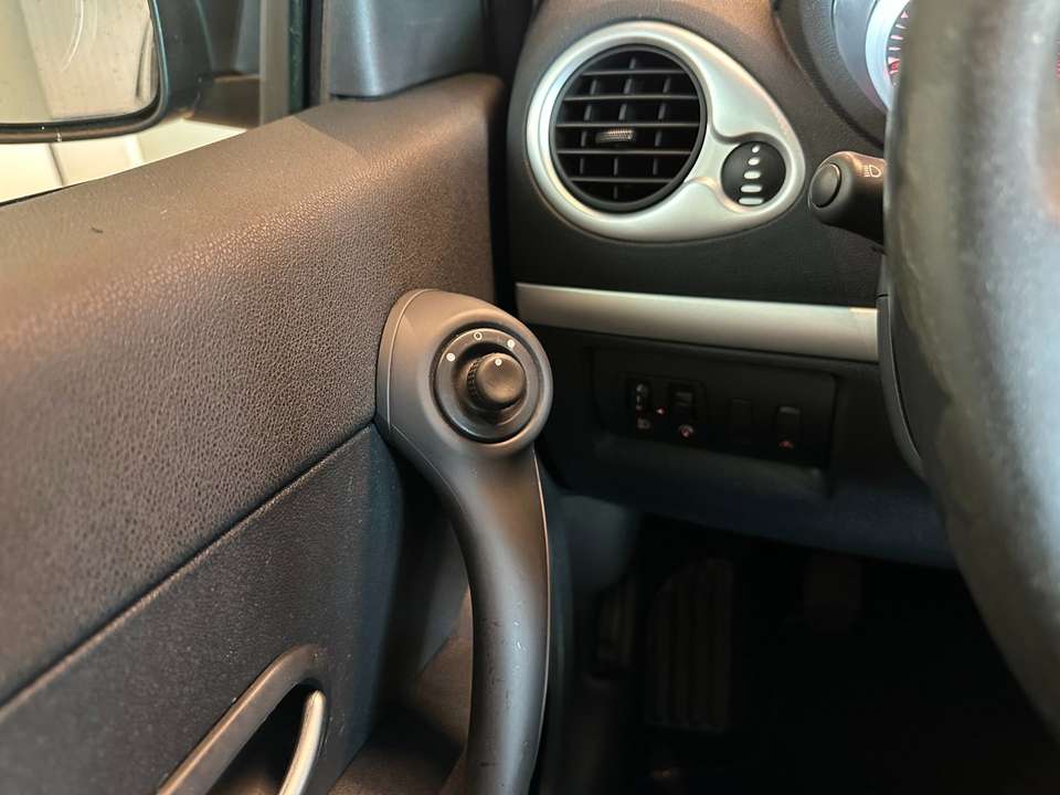 Renault Clio - Imagem 19