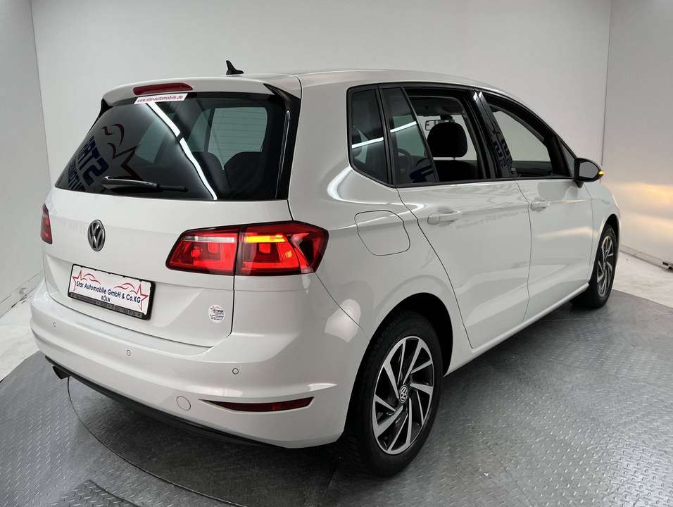 Volkswagen Golf Sportsvan - Imagem 7