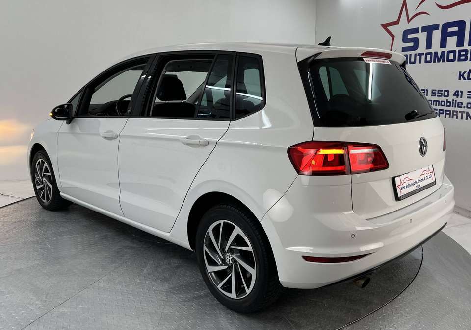 Volkswagen Golf Sportsvan - Imagem 9
