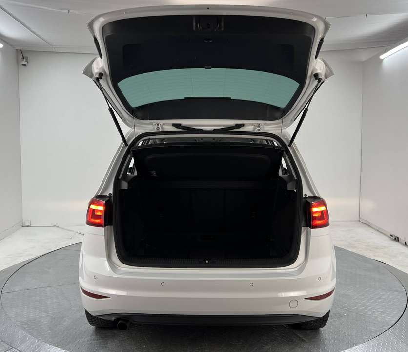 Volkswagen Golf Sportsvan - Imagem 13