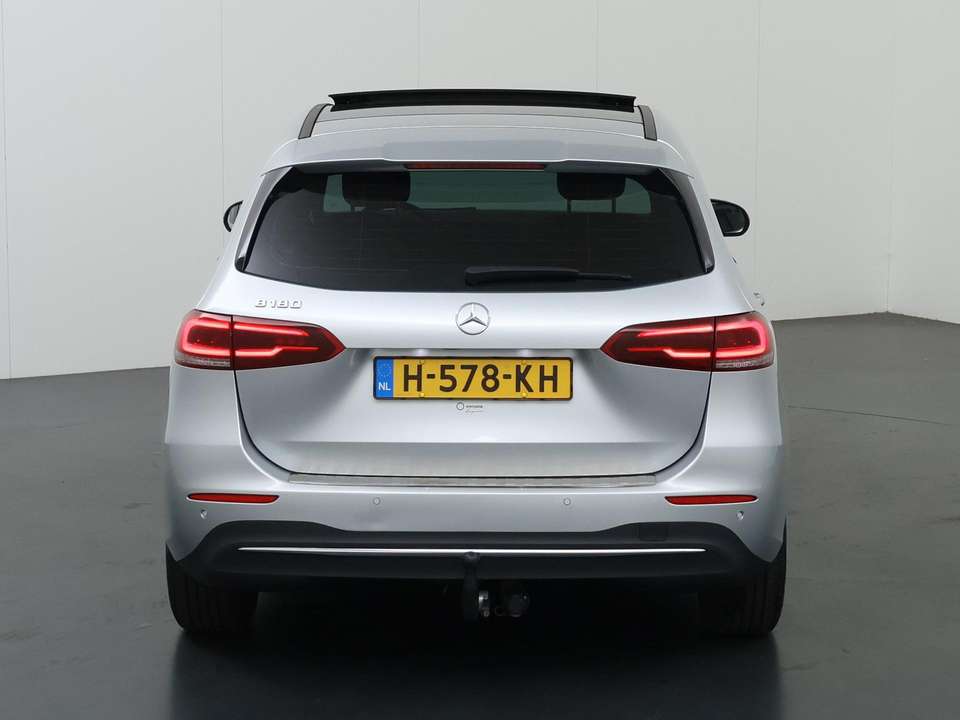 Mercedes-Benz B 180 - Imagem 4