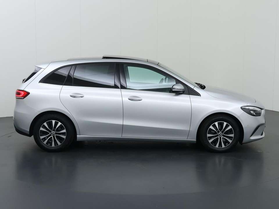 Mercedes-Benz B 180 - Imagem 6