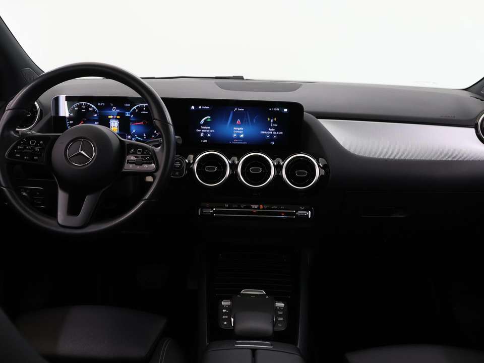 Mercedes-Benz B 180 - Imagem 8