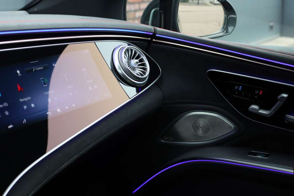 Mercedes-Benz EQS - Imagem 8