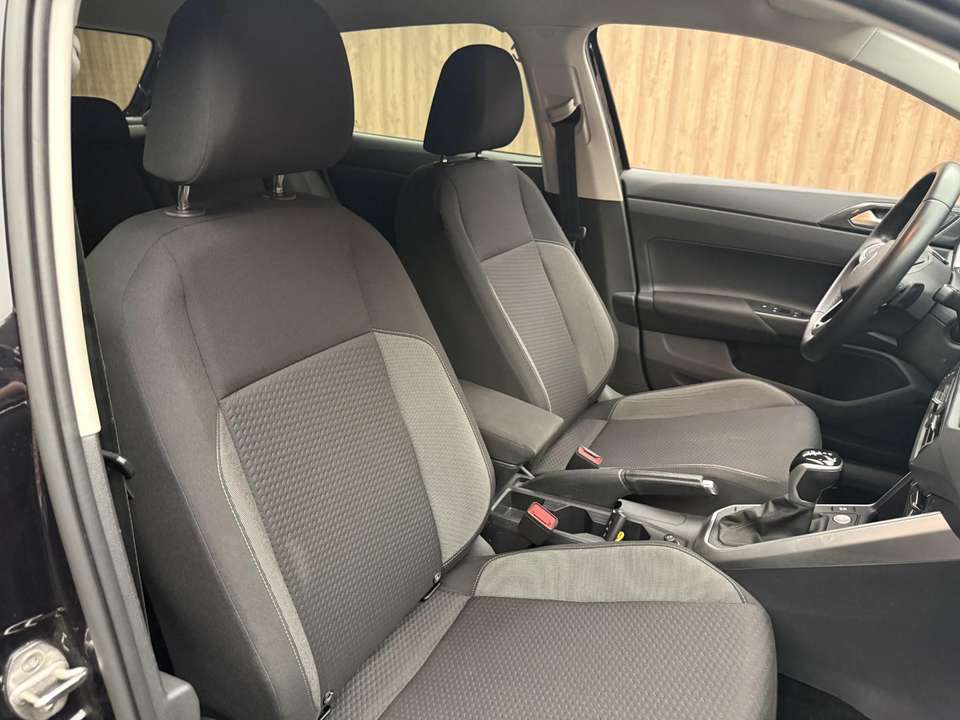 Volkswagen Polo - Imagem 17