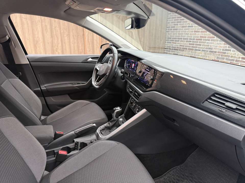 Volkswagen Polo - Imagem 18